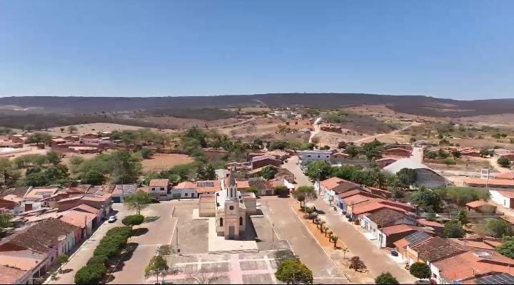 Histórico: prefeito Evilásio Mateus garante telefonia móvel 5G para o distrito de Bom Jardim do Araripe.