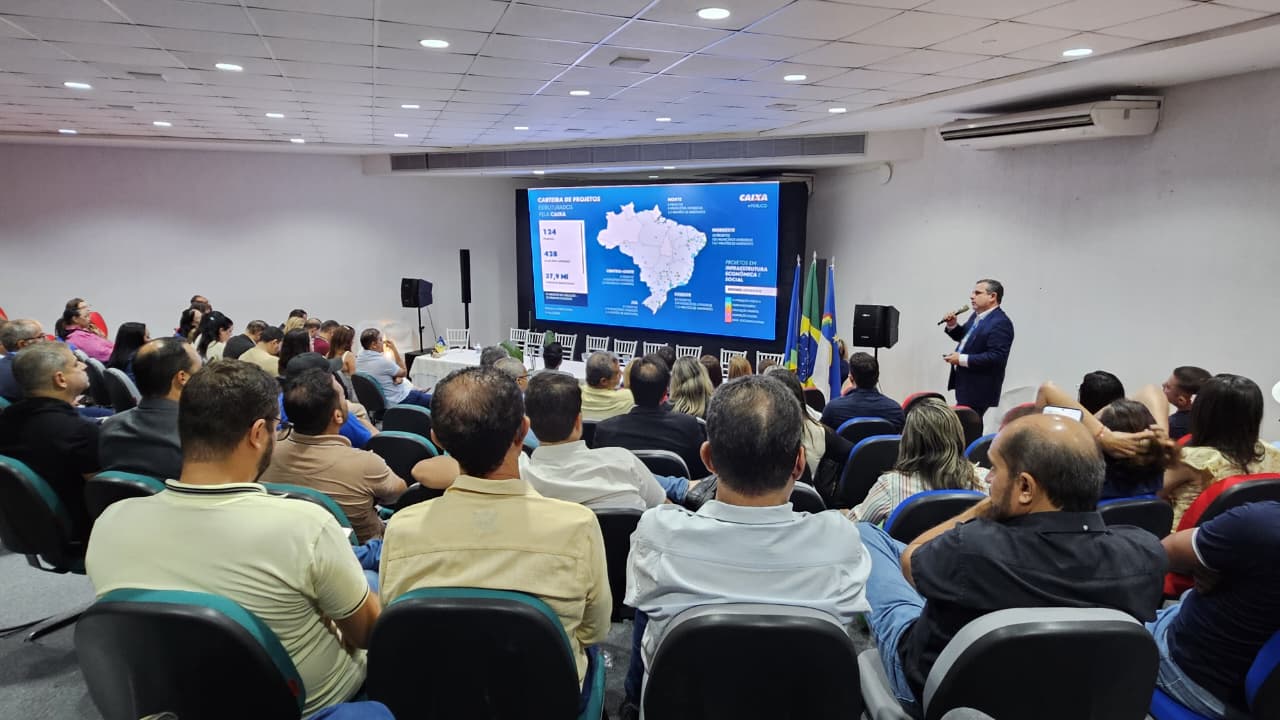 Araripina inicia estruturação de PPP para modernizar iluminação pública Iniciativa conta com coordenação, financiamento e estruturação da CAIXA.