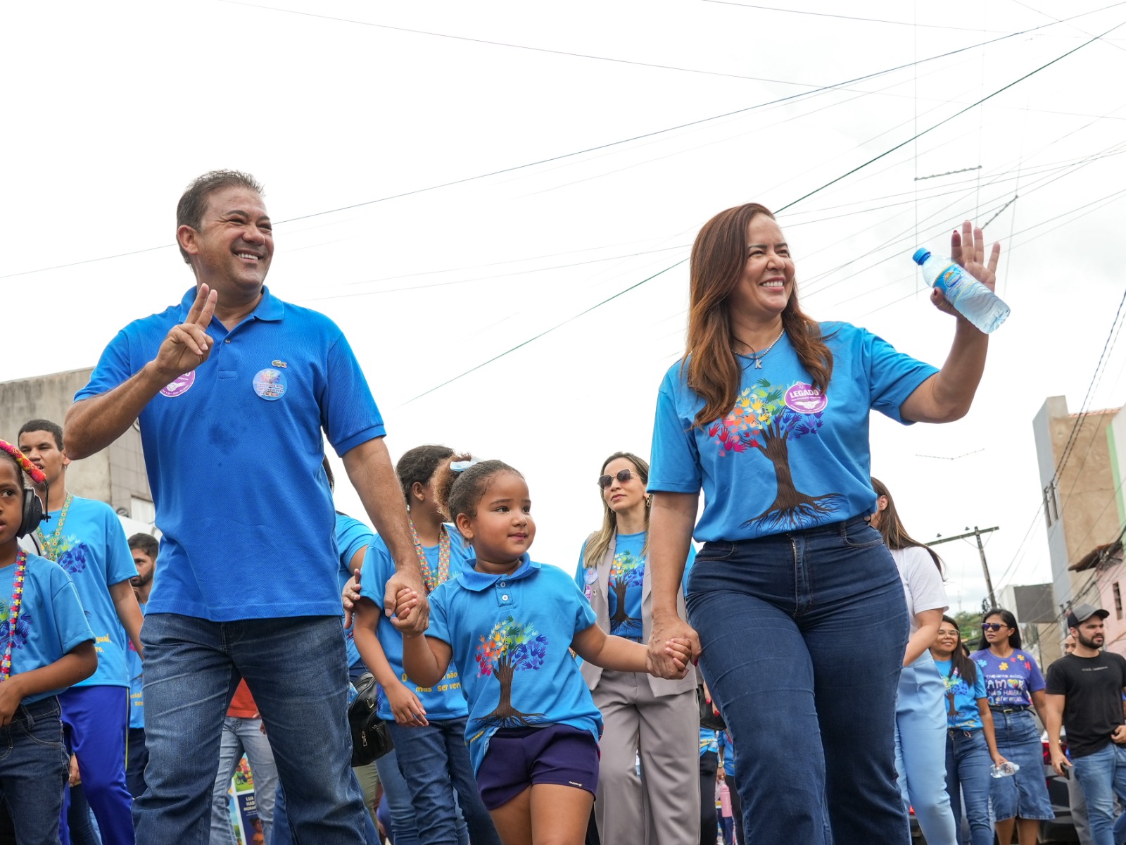 Prefeito Evilásio Mateus consolida sua luta por crianças com TEA na 7ª Caminhada pela Conscientização do Autismo