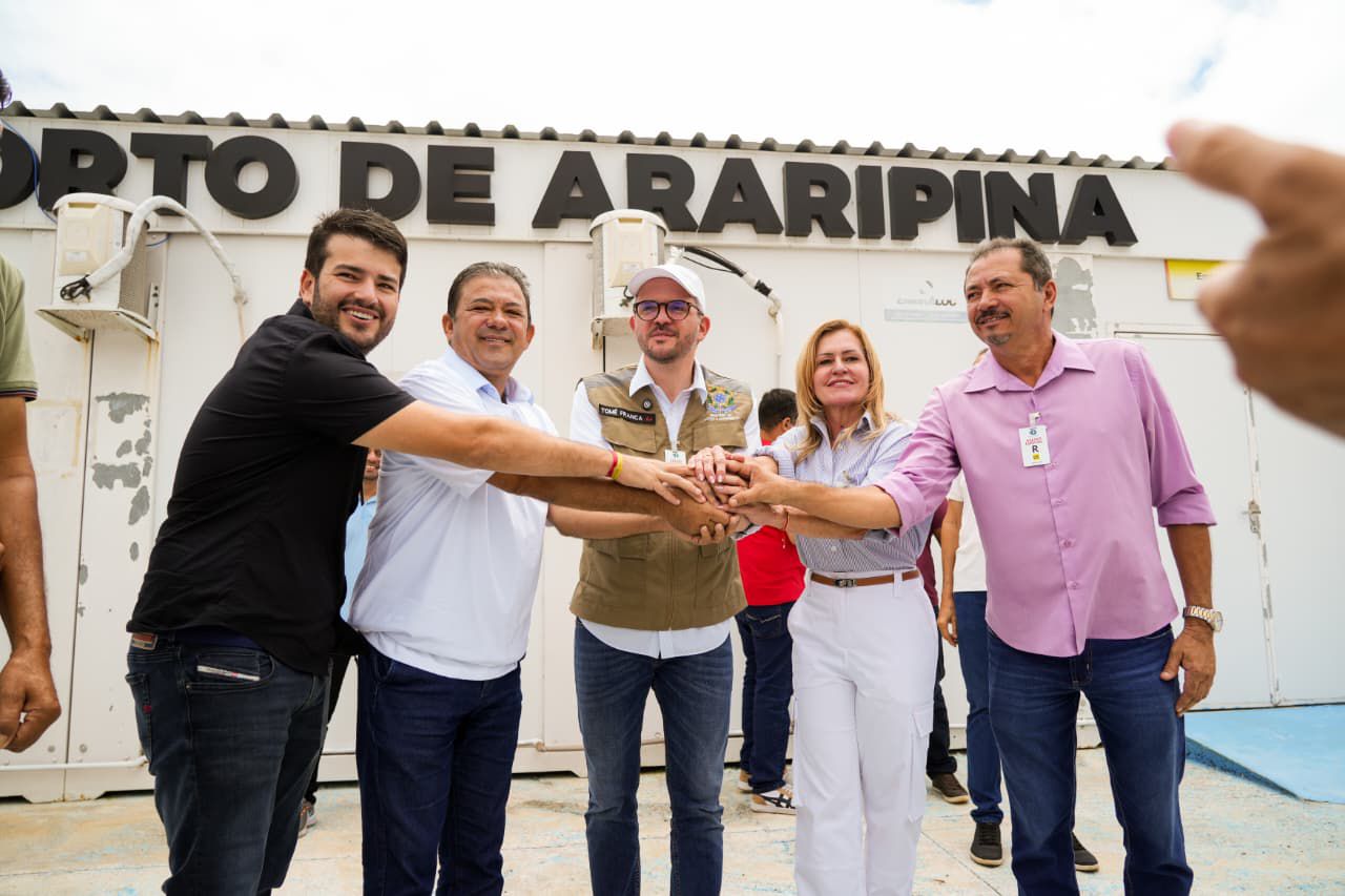Prefeito Evilásio Mateus recebeu ministro de Portos e Aeroportos e garante investimentos históricos para o aeroporto de Araripina.