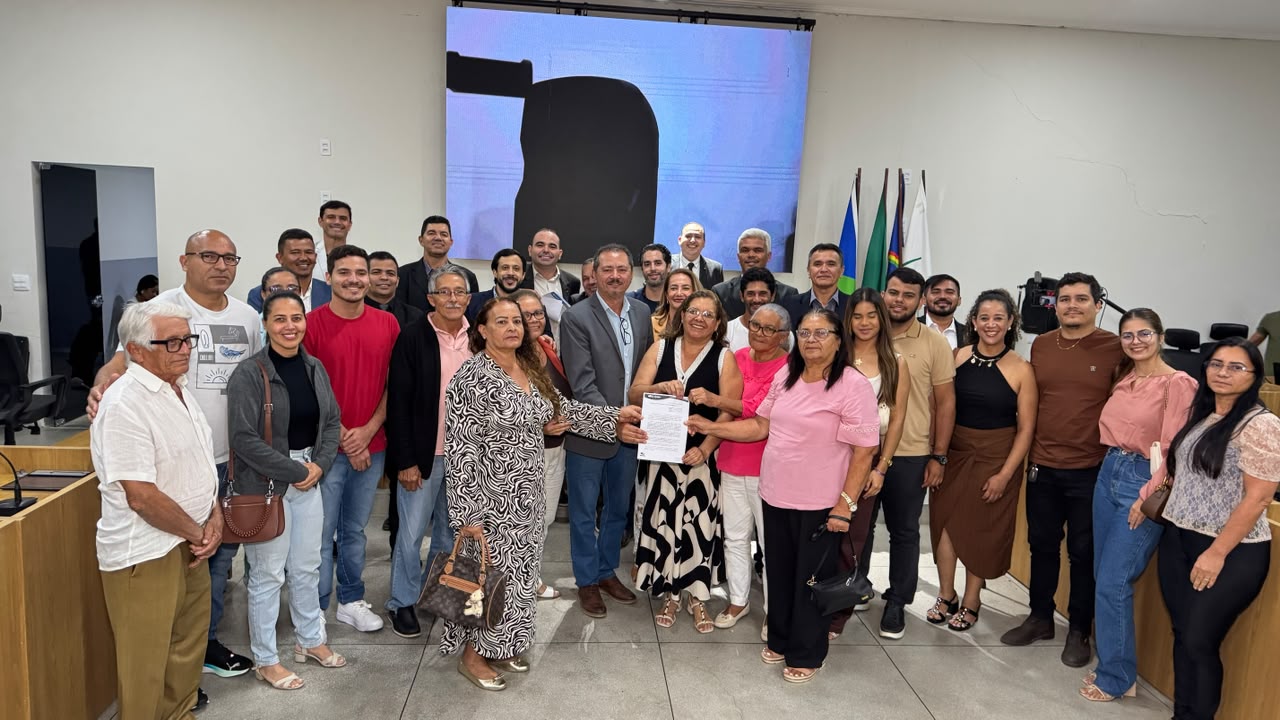 Homenagens, Projetos e Indicações movimentam a 6ª Sessão Ordinária do segundo período da Câmara de Araripina
