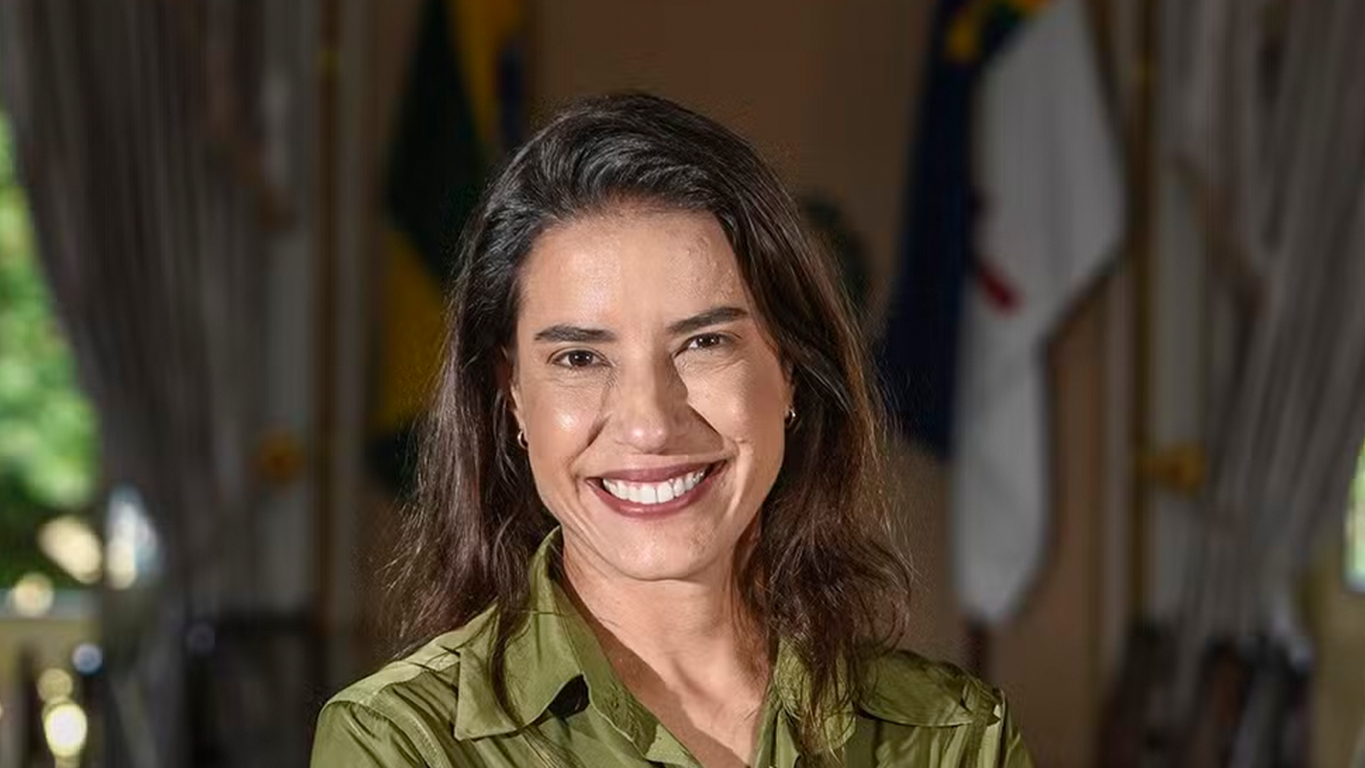 Governadora de Pernambuco transfere ponto facultativo do Dia do Servidor Público para 30 de outubro e terá feriadão.